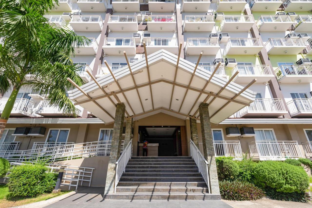 732 Express Condotel, 3 Minutes To Airport, With Gym & Pool Fast Wi-Fi, Free Netflix Lapu-Lapu City Exteriör bild