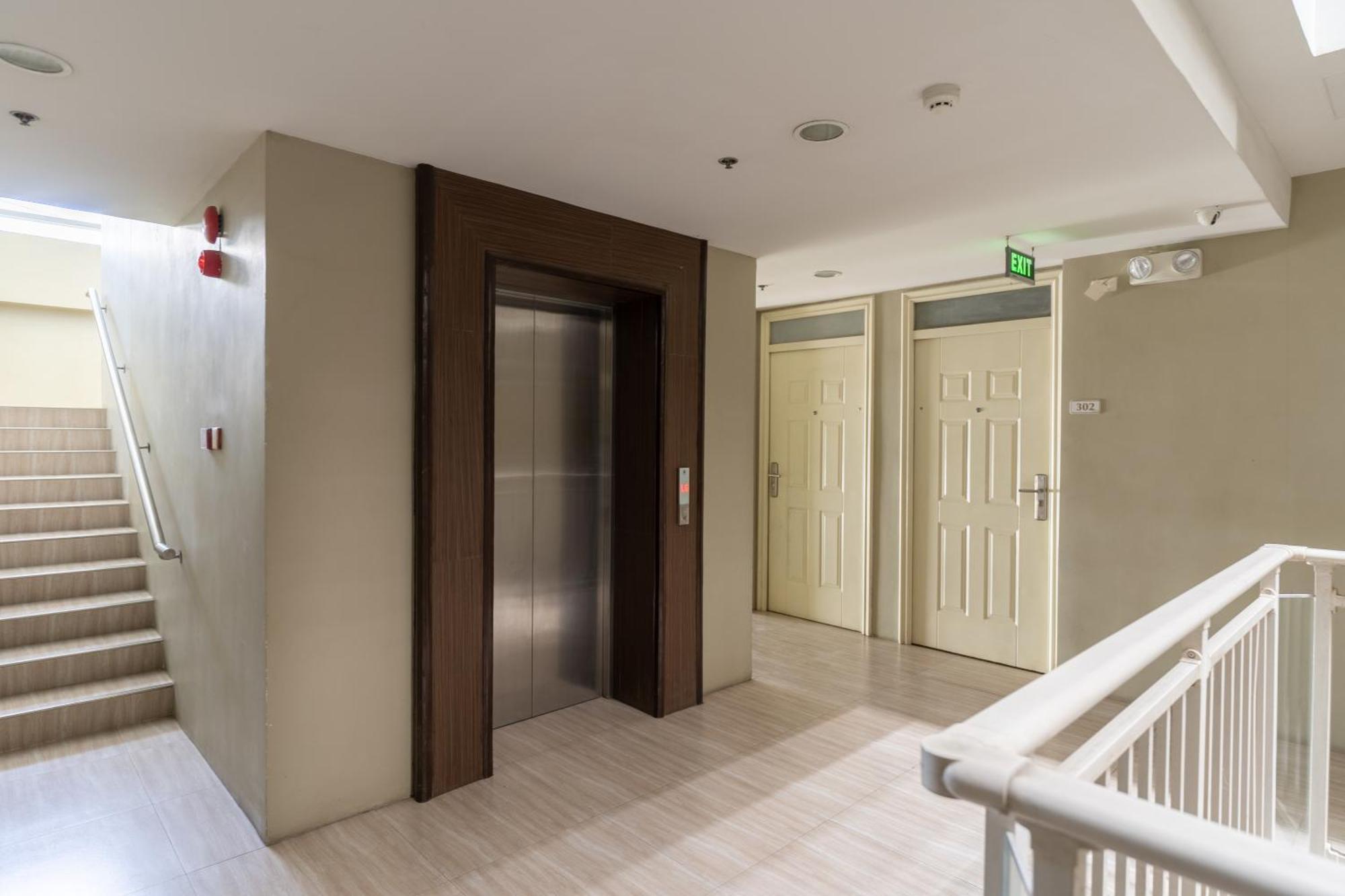 732 Express Condotel, 3 Minutes To Airport, With Gym & Pool Fast Wi-Fi, Free Netflix Lapu-Lapu City Exteriör bild
