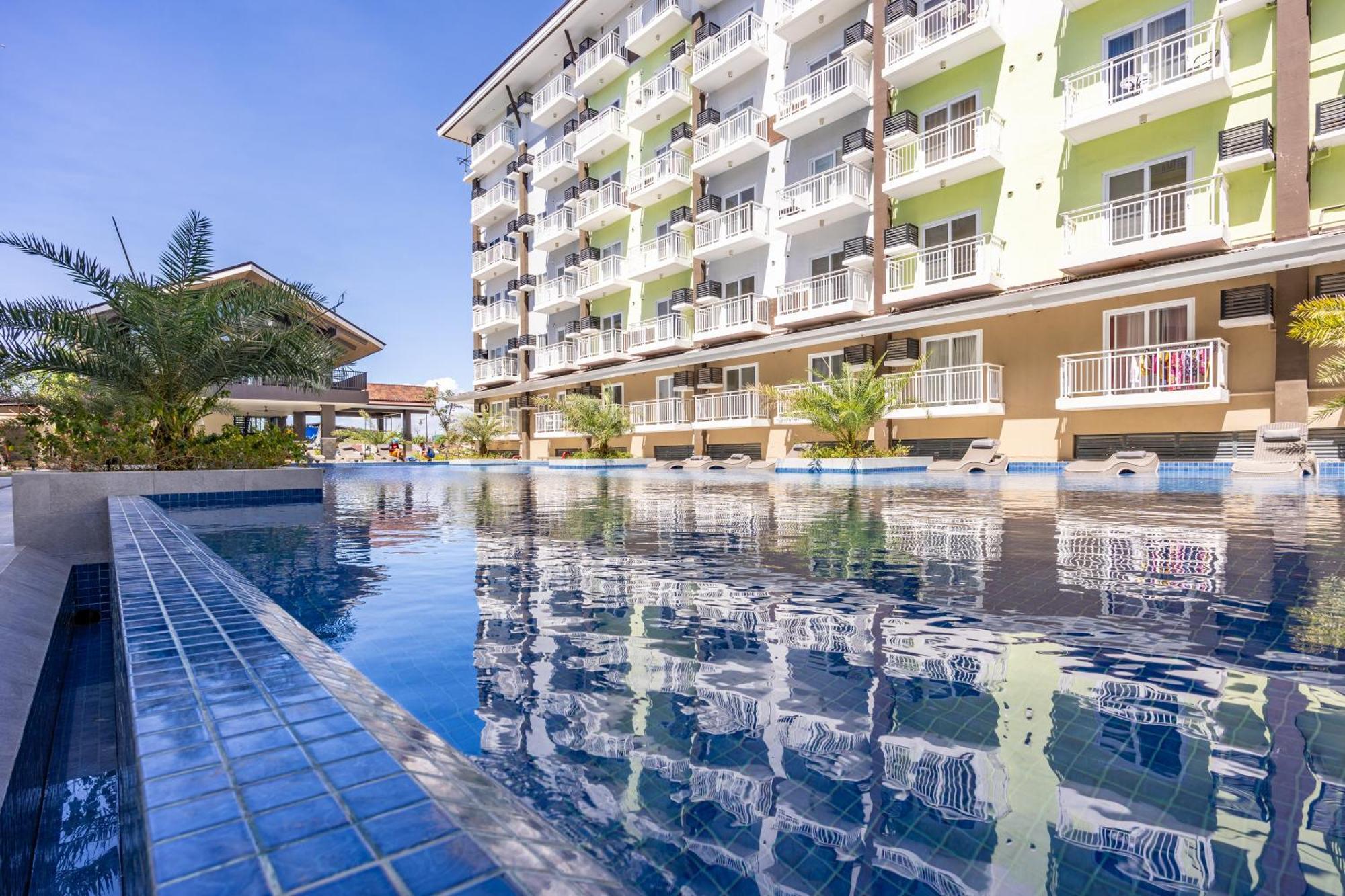 732 Express Condotel, 3 Minutes To Airport, With Gym & Pool Fast Wi-Fi, Free Netflix Lapu-Lapu City Exteriör bild